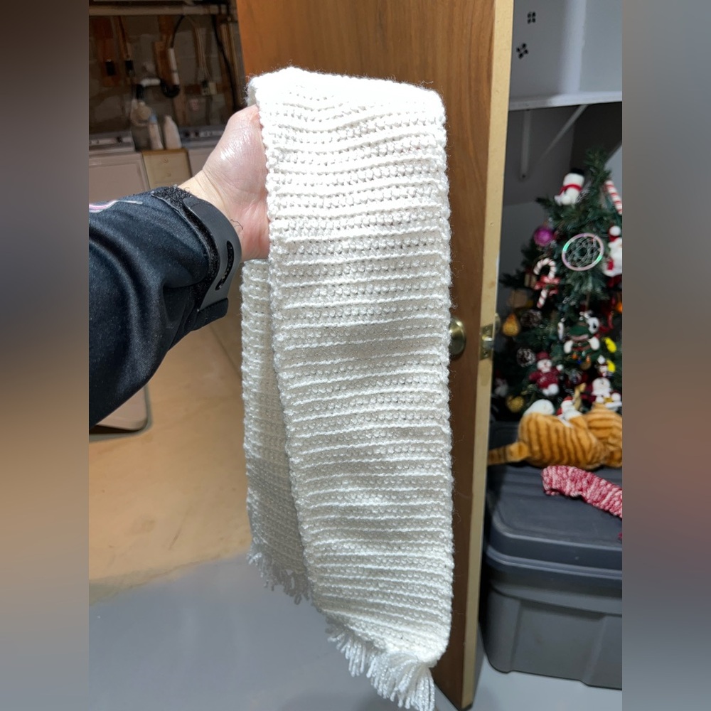 HANDMADE SMALL SCARF
